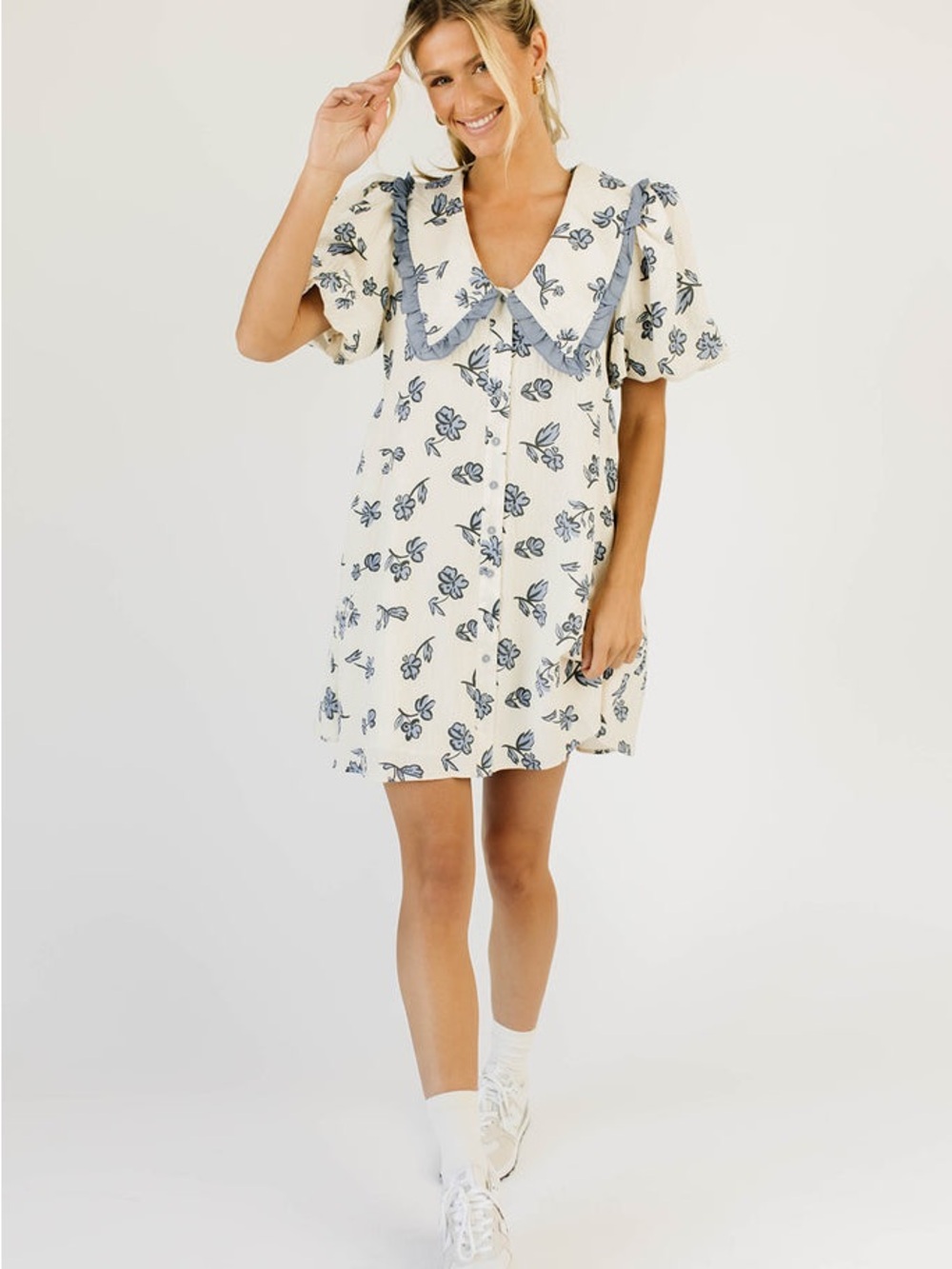 Zoco Babydoll Cream Floral Ruffle Collar Dress - Women